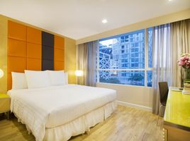 2 Bedroom Condo for rent at Urbana Langsuan, Lumphini