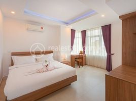 1 Schlafzimmer Appartement zu vermieten im Queen Mansion Apartment | One Bedroom for rent, Tuol Tumpung Ti Muoy