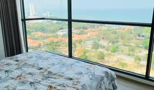 Кондо, 2 спальни на продажу в Nong Prue, Паттайя Andromeda Condominium