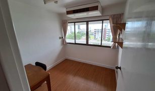 Кондо, 3 спальни на продажу в Khlong Toei Nuea, Бангкок Ruamjai Heights