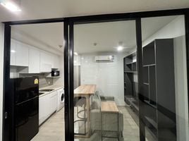 คอนโด 1 ห้องนอน ให้เช่า ในโครงการ มาเอสโตร 02 ร่วมฤดี, ลุมพินี