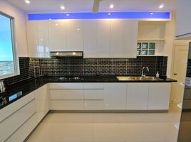 6 Bedroom Villa for sale in The Chilled Shopping Mall, Nong Prue, Nong Prue