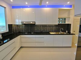 6 Bedroom Villa for sale in Sawangboriboonwittaya School, Nong Prue, Nong Prue