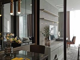 1 спален Кондо в аренду в Noble Ploenchit, Lumphini