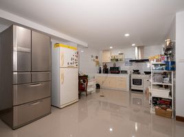 4 Bedroom House for sale in Phlapphla, Wang Thong Lang, Phlapphla