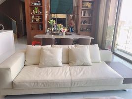 3 Bedroom Condo for sale at Vittorio 39, Khlong Tan Nuea