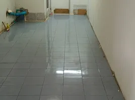  Магазин for rent in Банг Рак Бангкок, Si Phraya