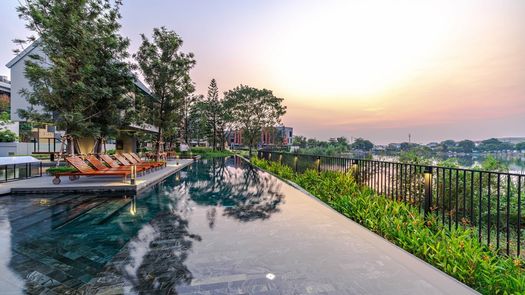 Фото 1 of the Communal Pool at Artale Ekkamai - Ramintra