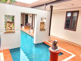 5 Bedroom House for sale at The Water Garden, Hin Lek Fai
