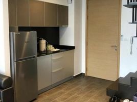 1 спален Кондо в аренду в The Lofts Ekkamai, Phra Khanong