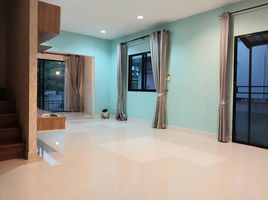 4 Schlafzimmer Haus zu verkaufen im Modi Villa Pinklao-Wongwaen, Sala Klang