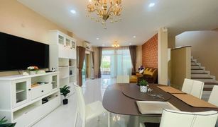 5 Bedrooms House for sale in San Phisuea, Chiang Mai 