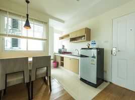 2 Schlafzimmer Wohnung zu vermieten im Bhukitta Airport Condominium, Sakhu