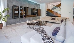 Вилла, 5 спальни на продажу в Golf Promenade, Дубай Picadilly Green