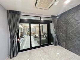 4 Bedroom Villa for sale at Mantana Rama 9-Srinakarin, Hua Mak