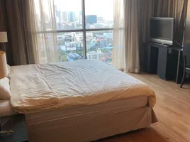 2 спален Кондо на продажу в Urbana Sathorn, Thung Mahamek