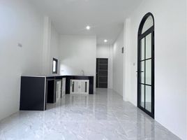 3 Schlafzimmer Villa zu verkaufen im Bismarck, Pa Phai, San Sai