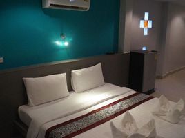 ขายโรงแรม 30 ห้องนอน ใน เกาะสมุย สุราษฎร์ธานี, บ่อผุด