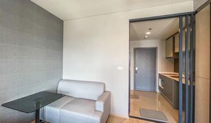 Studio Wohnung zu verkaufen in Khlong Ton Sai, Bangkok Ideo Sathorn Wongwianyai