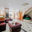 The Whitehouse Condotel