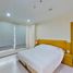2 спален Кондо в аренду в Citi Smart Condominium, Khlong Toei