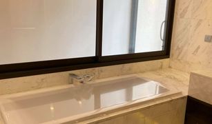 4 Bedrooms House for sale in Phra Khanong Nuea, Bangkok Arna Ekkamai