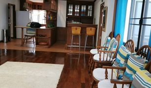 Кондо, 3 спальни на продажу в Na Chom Thian, Паттая Beach Villa Viphavadi