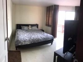 1 Schlafzimmer Wohnung zu verkaufen im College View Condo 2, Surasak, Si Racha