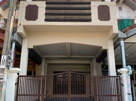 2 Bedroom Townhouse for rent in Bang Krang, Mueang Nonthaburi, Bang Krang