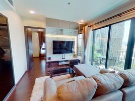 2 Schlafzimmer Wohnung zu vermieten im C Ekkamai, Khlong Tan Nuea