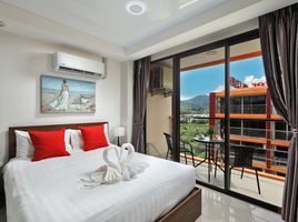 1 Schlafzimmer Wohnung zu verkaufen im Nai Harn Beach Condo, Rawai, Phuket Town, Phuket, Thailand