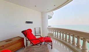 2 Bedrooms Condo for sale in Na Kluea, Pattaya Sky Beach