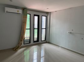 6 Bedroom Townhouse for sale in Nan, Du Tai, Mueang Nan, Nan