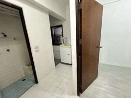 3 Schlafzimmer Appartement zu vermieten im Prompong Mansion, Khlong Tan Nuea