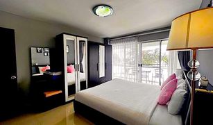 1 Schlafzimmer Wohnung zu verkaufen in Nong Prue, Pattaya Villa Navin
