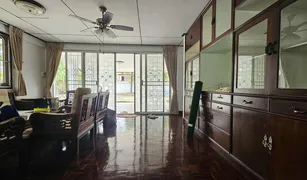 4 Bedrooms House for sale in Prawet, Bangkok 