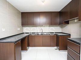 2 Bedroom Apartment for sale at Marina Blue Tower, Marina Square, Al Reem Island