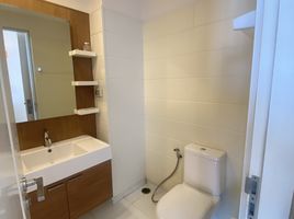 1 спален Кондо в аренду в Q House Sathorn, Khlong Ton Sai, Кхлонг Сан, Бангкок