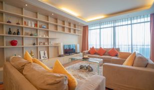 Кондо, 2 спальни на продажу в Sam Sen Nai, Бангкок Le Monaco Residence Ari