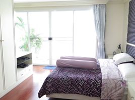 2 Schlafzimmer Wohnung zu vermieten im S.C.C. Residence, Khlong Toei Nuea