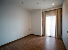 2 Bedroom Condo for sale at Noble Reveal, Phra Khanong Nuea