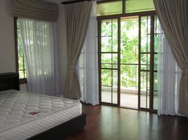 3 Schlafzimmer Haus zu vermieten im Narasiri Pattanakarn-Srinakarin, Suan Luang