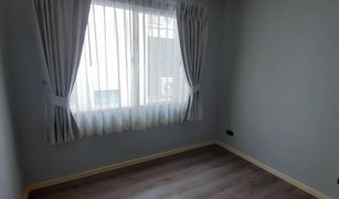 3 Bedrooms Townhouse for sale in Talat Bang Khen, Bangkok Baan Klang Muang Vibhavadi