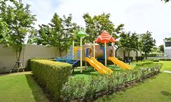 Photos 2 of the Outdoor Kids Zone at Q Prime Sukhumvit77