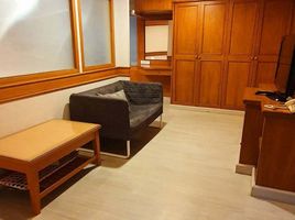 Studio Condo for rent at The Kaze 34, Khlong Tan