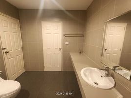 2 Bedroom Condo for sale at 103 Central Condominium, Chai Sathan, Saraphi