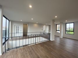 3 Schlafzimmer Reihenhaus zu vermieten im Britton Ladprao 41, Chantharakasem, Chatuchak, Bangkok, Thailand