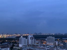 1 Schlafzimmer Appartement zu vermieten im Regal Condo Sathorn - Naradhiwas, Thung Mahamek