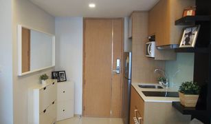 1 Bedroom Condo for sale in Lumphini, Bangkok SOCIO Ruamrudee