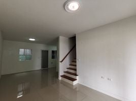 3 Schlafzimmer Villa zu verkaufen im Lio Elite Kanchanaphisek-Westgate, Sao Thong Hin, Bang Yai, Nonthaburi